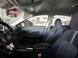 نیسان سێنترا